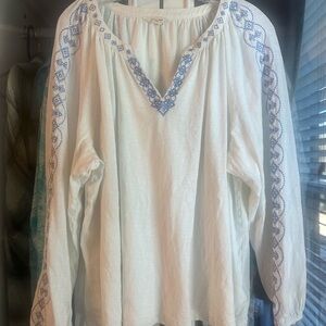 Lucky Brand White Peasant Top with Blue Embroidery